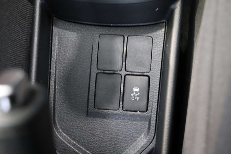 2016 Toyota Yaris 1.3 Yaris Icon VVT-I 5dr Hatchback Petrol Manual