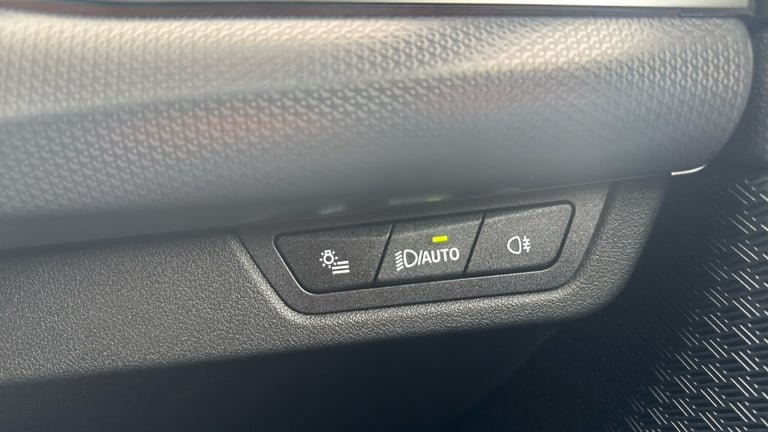 2025 BMW iX2 150kW eDrive20 M Sport 65kWh 5dr Auto [Tech/Pro] Electric Hatchback Hatchback Electr...