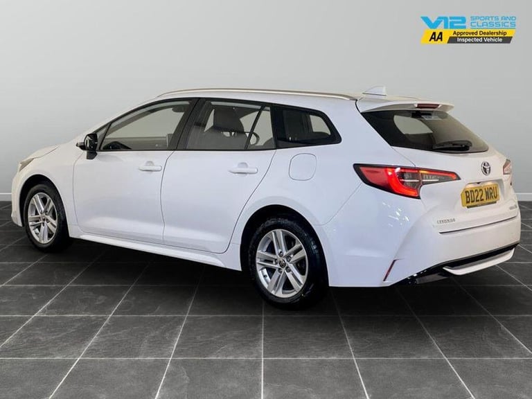 2022 Toyota Corolla 2.0 VVT-i Hybrid Icon 5dr CVT ESTATE PETROL/ELECTRIC Automatic