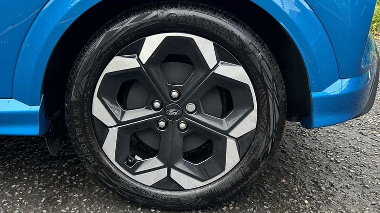 2025 Ford Puma 123kW Premium 43kWh 5dr Auto Hatchback Electric Automatic