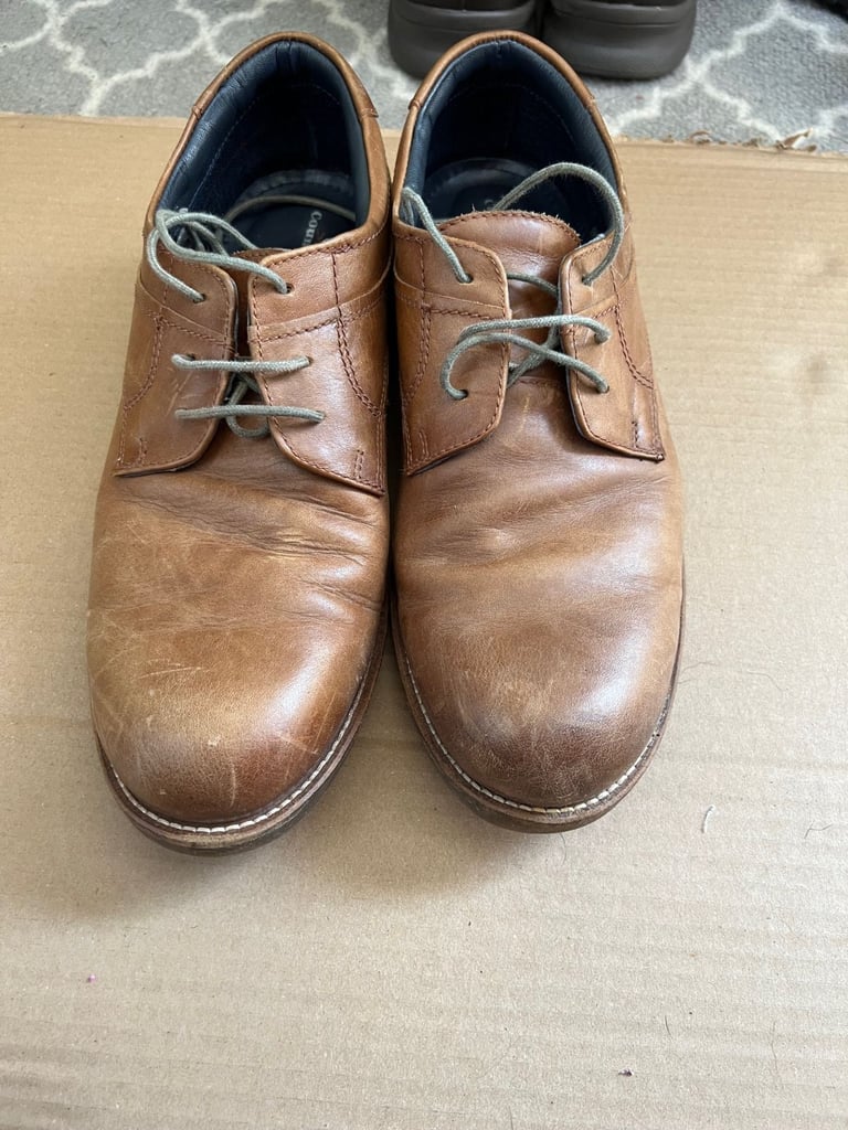 Mens casual Country Jacks leather shoes size 11  tan
