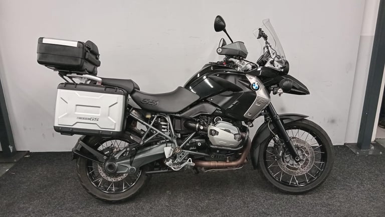 image for BMW R1200GS TU ** MOT APRIL 2026 - FULL LUGGAGE - HEATED GRIPS ** 