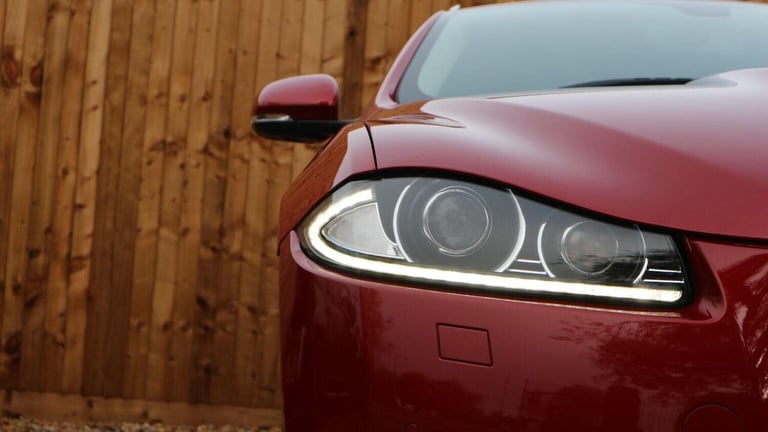 JAGUAR XF 2.2d Portfolio Sportbrake Auto Euro 5 (s/s) 5dr 2015