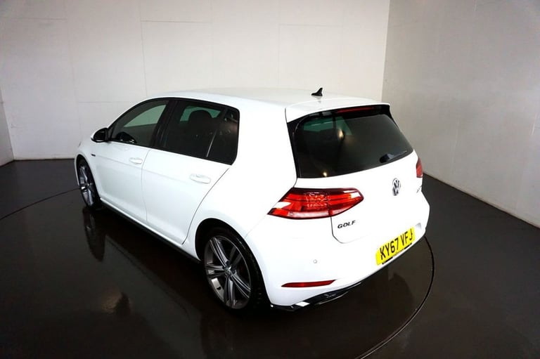 2017 Volkswagen Golf 2.0 TDI R-Line Hatchback 5dr Diesel Manual Euro 6-BLUETOOTH-ADAPTIVE CRUISE ...