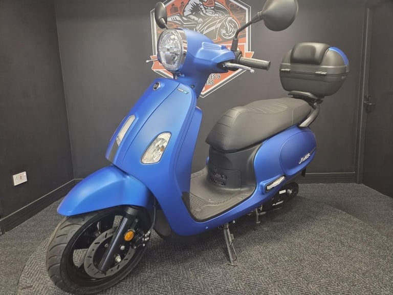 SYM FIDDLE 50cc E5 Modern Retro Classic Scooter, low rate finance.