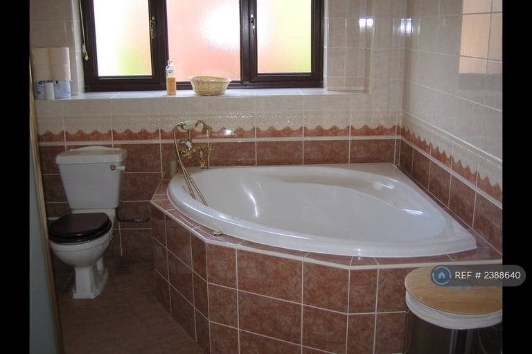 1 bedroom in Wensum Valley Close, Norwich, NR6 (#2388640)