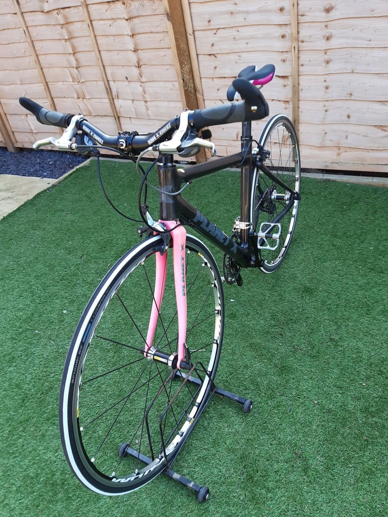 .Ladies Planet X Carbon Fibre Hybrid Road Bike.