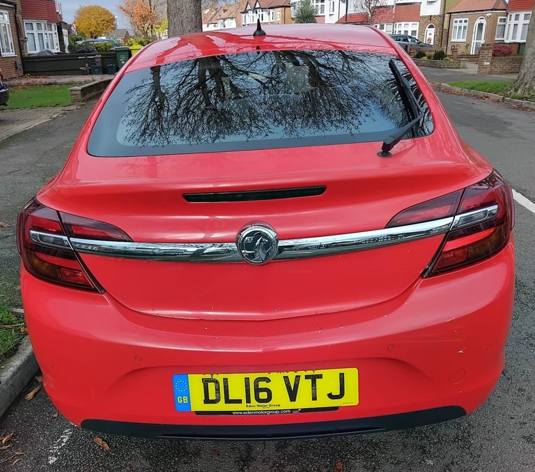 2016 Vauxhall Insignia 1.4T Design Nav 5dr [Start Stop] HATCHBACK Petrol Manual