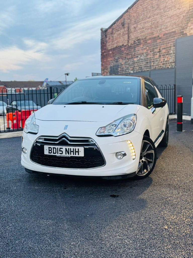 Citroen, DS3, Hatchback, 2015, Manual, 1560 (cc), 3 doors
