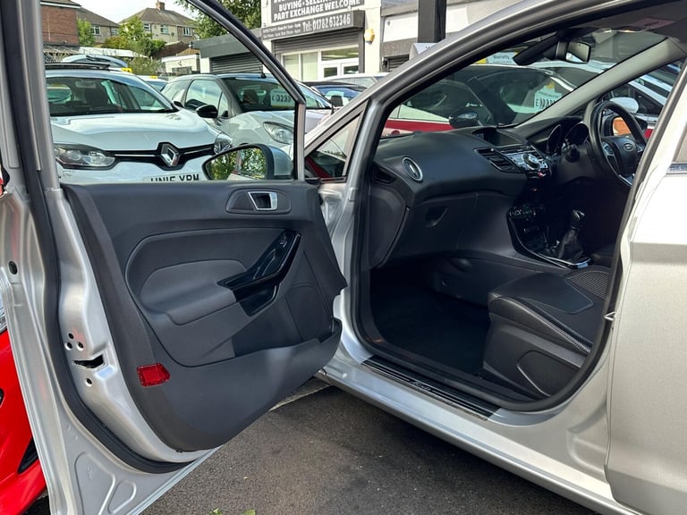 2014 Ford Fiesta 1.0T EcoBoost Titanium X Euro 5 (s/s) 5dr HATCHBACK Petrol Manual