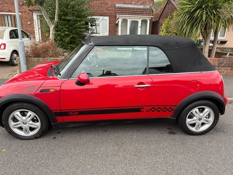 Mini, CONVERTIBLE, Convertible, 2006, Manual, 1598 (cc), 2 doors
