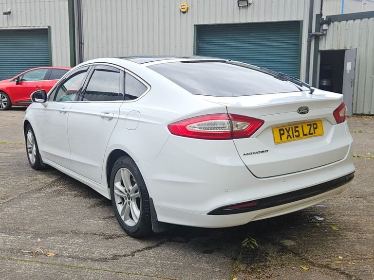 2015 Ford Mondeo 2.0 TDCi Titanium 5dr HATCHBACK DIESEL Manual