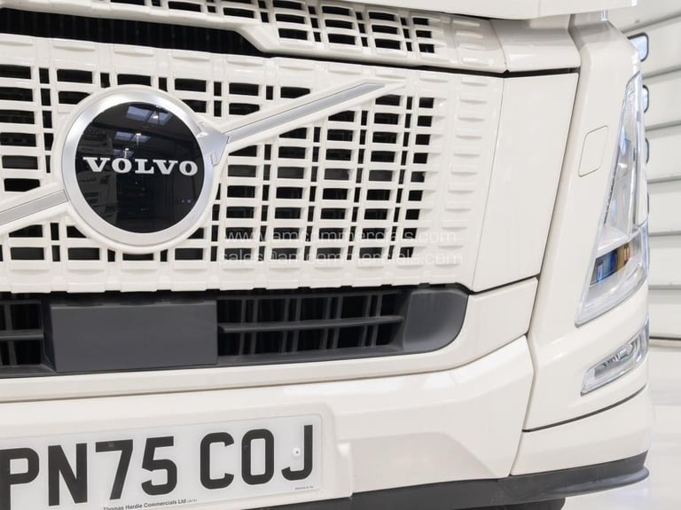 2025 (75) VOLVO FH 540 GLOBETROTTER XL 6X2 MIDLIFT