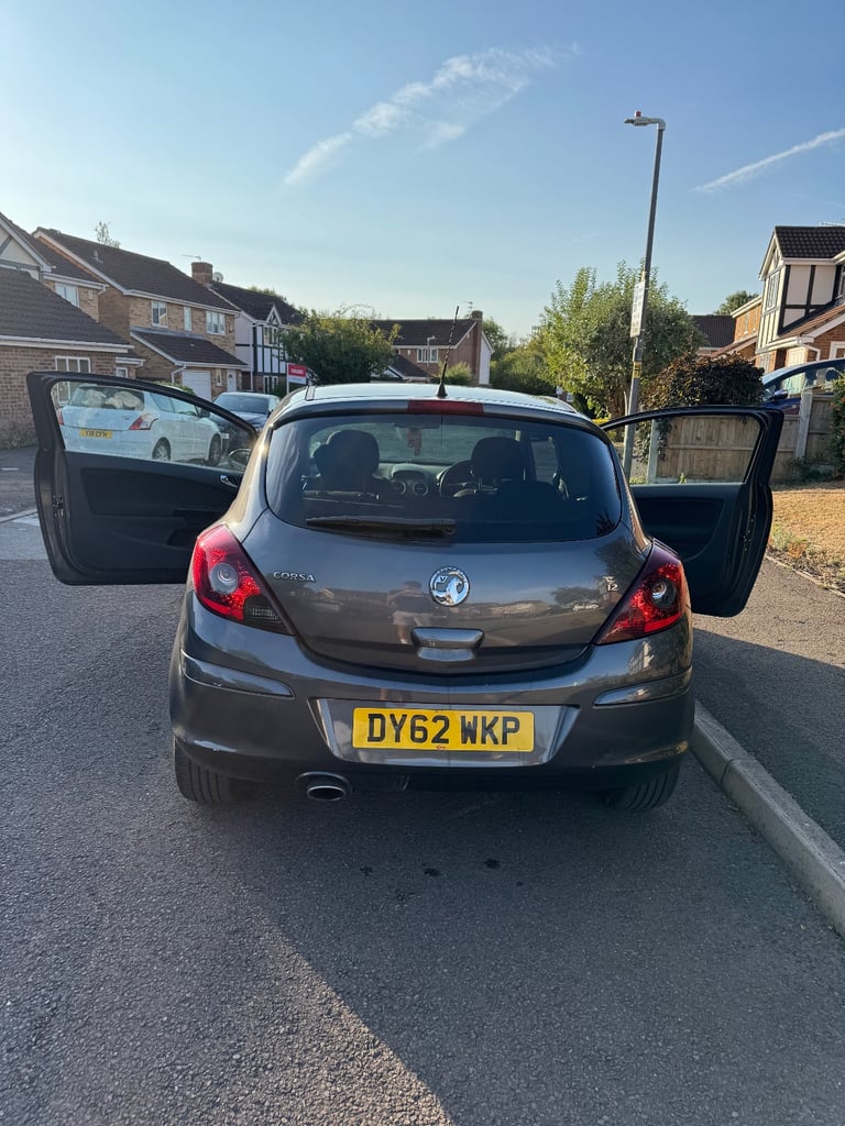 Vauxhall, CORSA, Hatchback, 2012, Manual, 1229 (cc),3 doors - Image 2