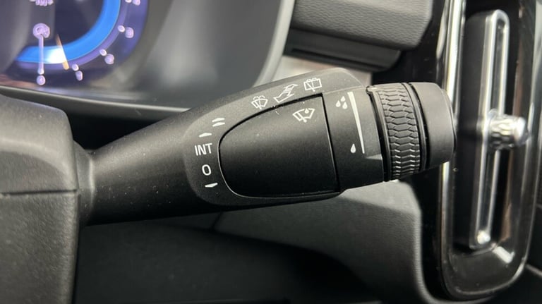 2024 Volvo XC40 Plus, B4 Mild hybrid, Petrol, Dark Estate Petrol Automatic