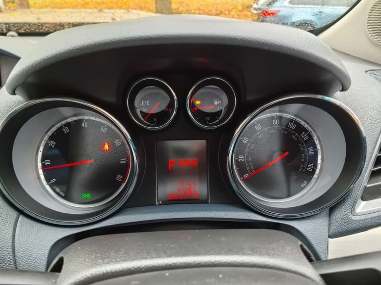 2015 Vauxhall Mokka 1.4 Mokka SE T Auto 5dr - Sunroof - Full Service History! SUV Petrol Automatic