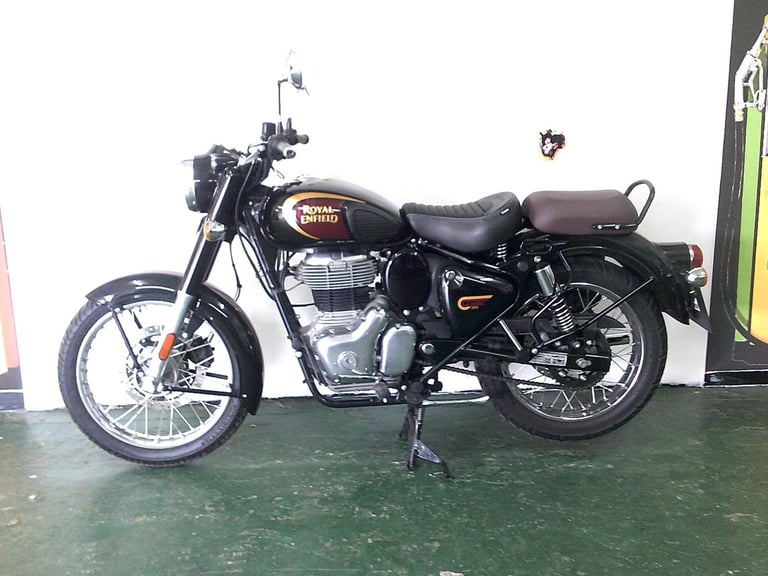 2022 Royal Enfield CLASSIC 350 E5 Finished in black
