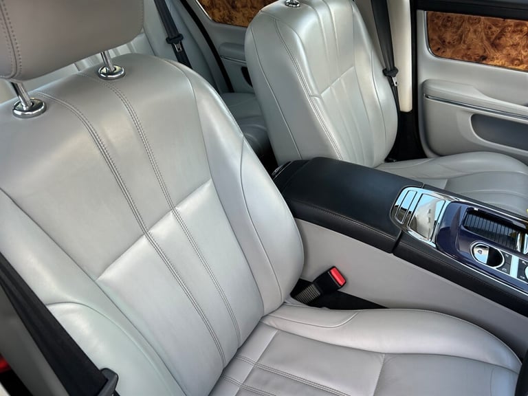 2011 Jaguar XJ D V6 PREMIUM LUXURY Saloon Diesel Automatic