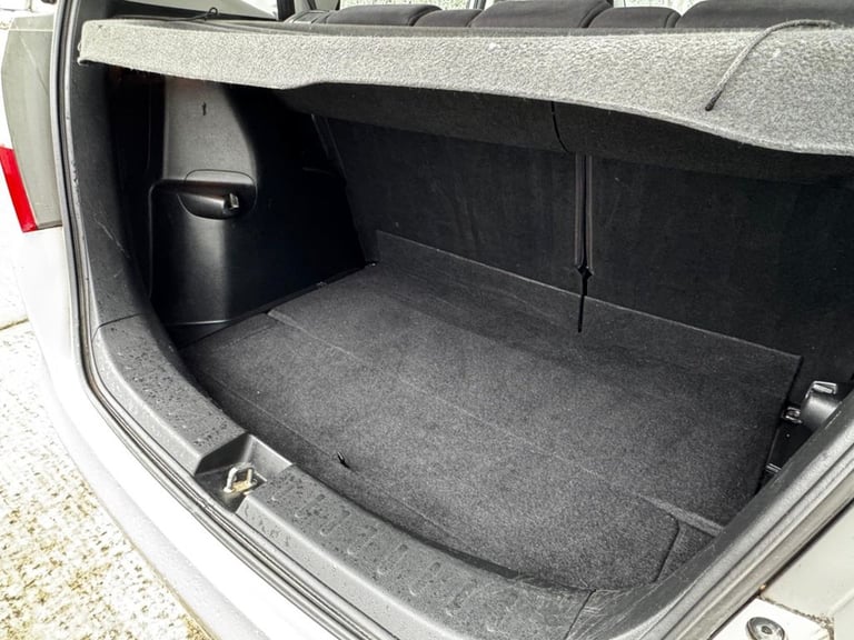 2009 59 HONDA JAZZ 1.4 I-VTEC ES HATCHBACK 5DR PETROL MANUAL EURO 4 (100 PS)