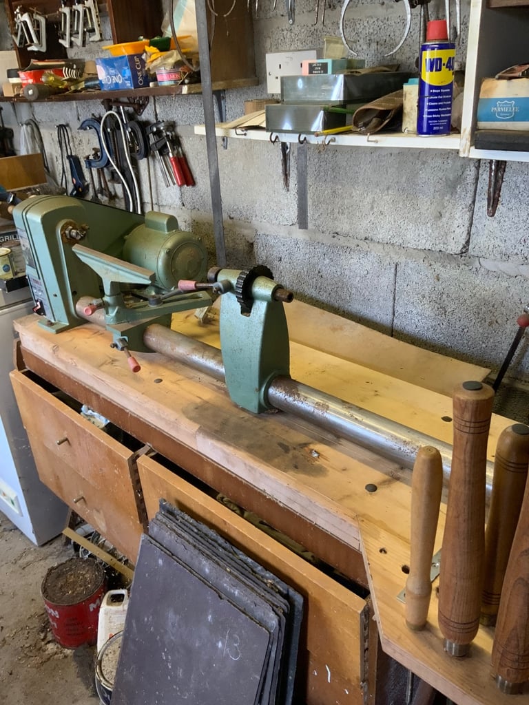 Wood lathe