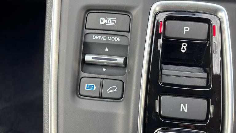2025 Honda CR-V 2.0 ePHEV Advance Tech 5dr eCVT Estate Estate Hybrid Automatic