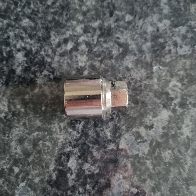 Skoda yeti new locking nut.