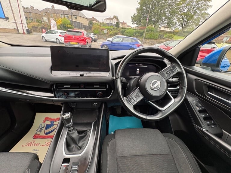  Nissan Qashqai 1.3 DiG-T MH N-Connecta 5dr Petrol