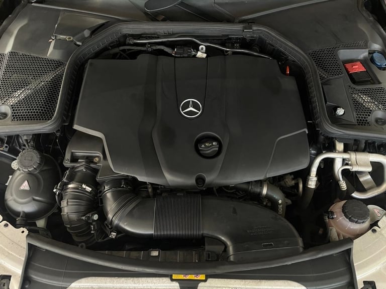 2018 Mercedes-Benz C Class 2.1 C220d AMG Line (Premium) Saloon 4dr Diesel G-Tronic+ Euro 6 (s/s) ...