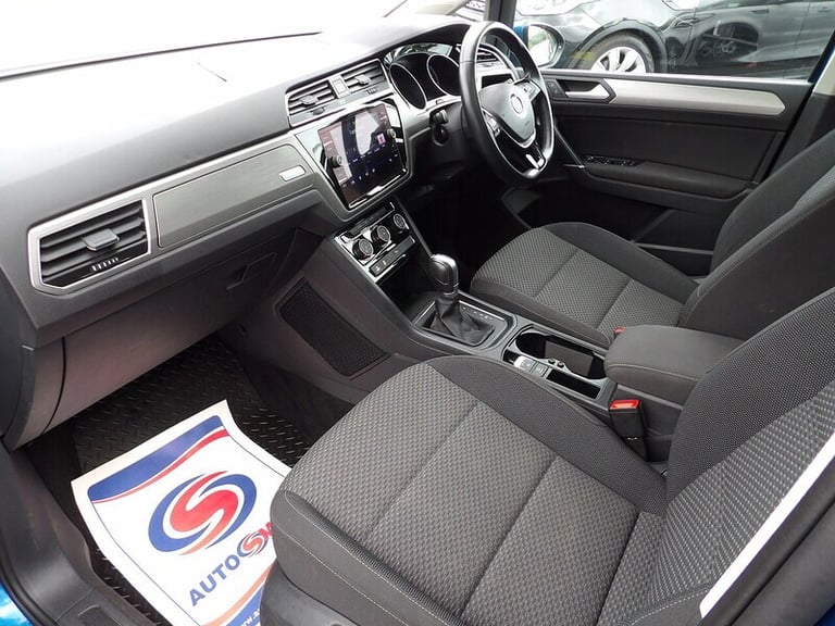 2018 Volkswagen Touran 2.0 TDI SE Family 5dr DSG MPV DIESEL Automatic