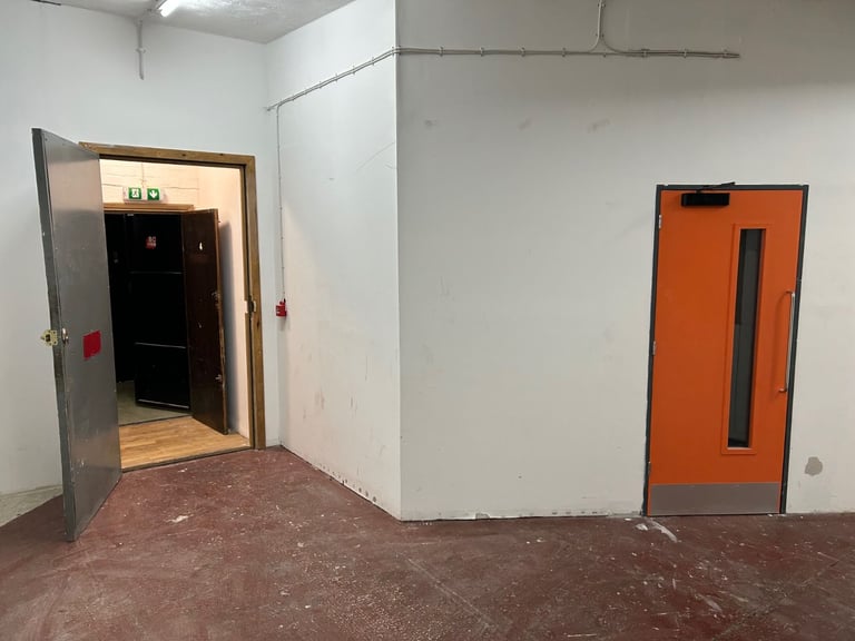 ** SPECIAL RENT FREE PERIOD **          Music Studio / Podcast Studio / Rehearsal Studio