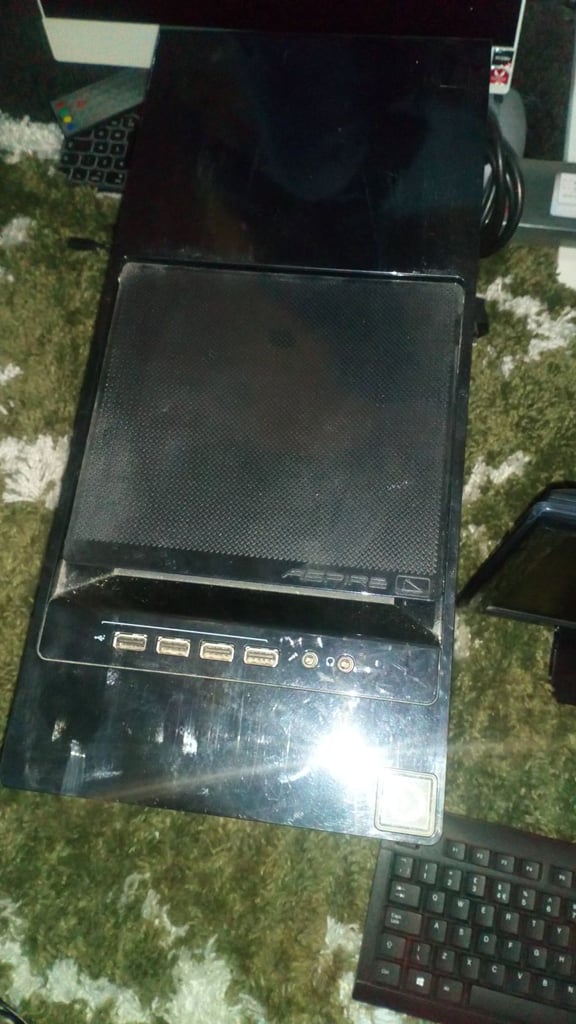 for sale acer computer tower with keyboard and mouse etc £30