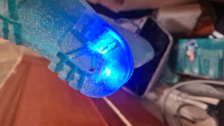 Cyan blue glittery wellies with lights on soles/ flashing heels uk9