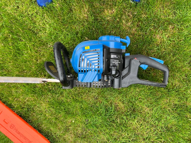 image for Hyundai petrol hedge trimmer