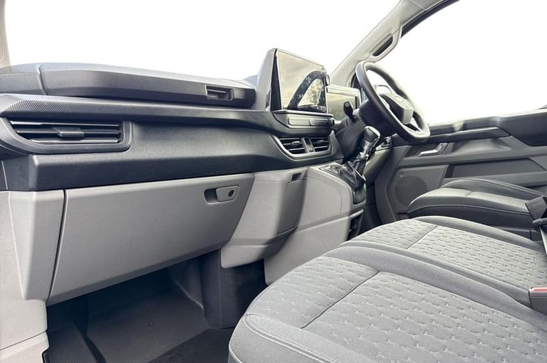 2025 Ford Transit Custom 280 Limited L2 LWB FWD 2.0 EcoBlue 136ps Low Roof, AIR CON, CRUISE CONTR...