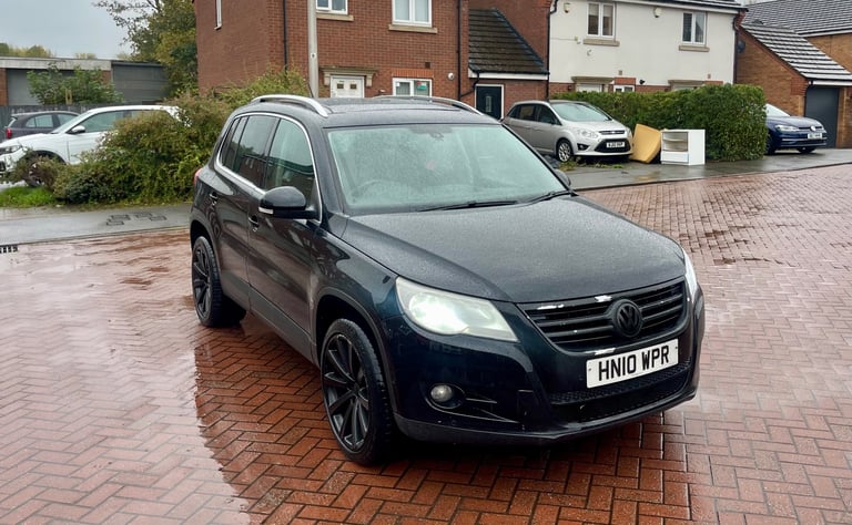 2010 Volkswagen Tiguan R Sport 4 Motion Read Add Drives Mint