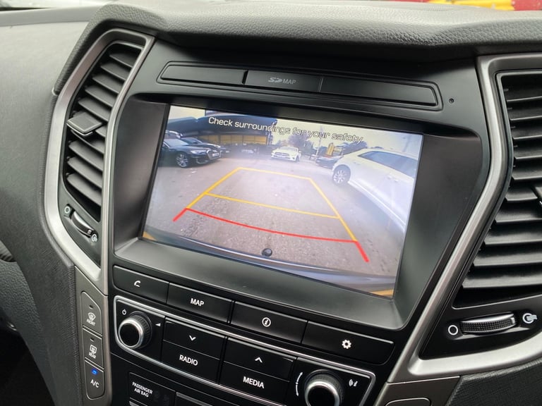 2016 Hyundai Santa Fe 2.2 CRDi Blue Drive Premium SE Auto 4WD Euro 6 (s/s) 5dr (7 Seat) ESTATE Di...