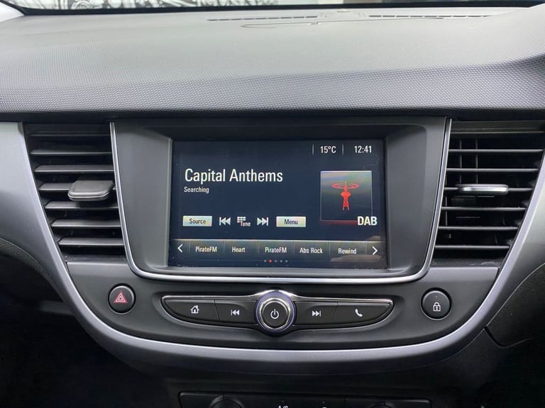 2022 Vauxhall Crossland 1.2 Turbo Design SUV 5dr Petrol Manual Euro 6 (s/s) (110 ps) HATCHBACK Pe...