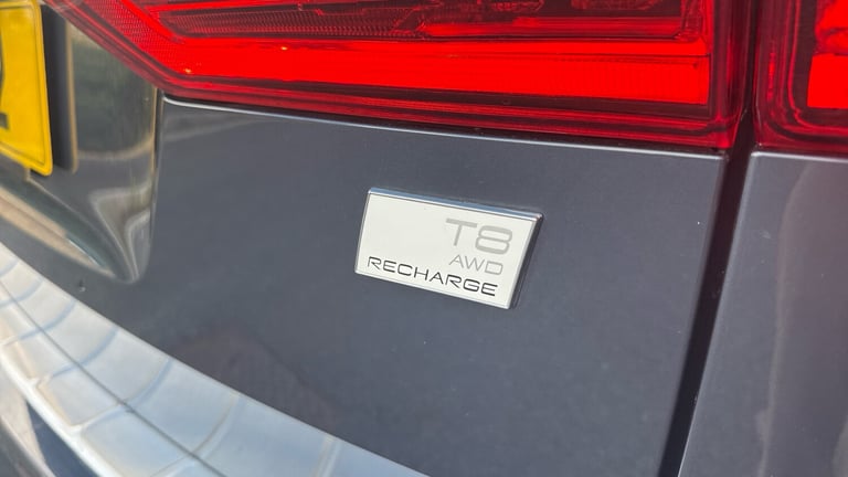 2023 Volvo XC60 2.0 T8 [455] RC PHEV Ultimate Dark 5dr AWD Gtron Estate Estate Hybrid Automatic