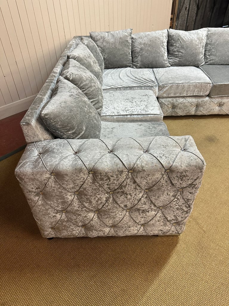 #172 Crush Velvet Silver Corner Sofa - Excellent Condition – Delivery Available