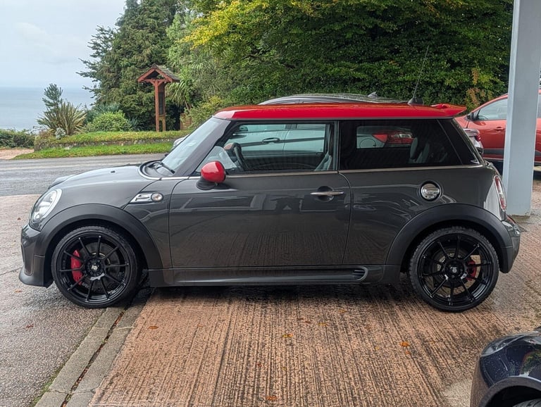 2013 MINI Hatch 1.6 John Cooper Works Euro 5 (s/s) 3dr HATCHBACK Petrol Manual
