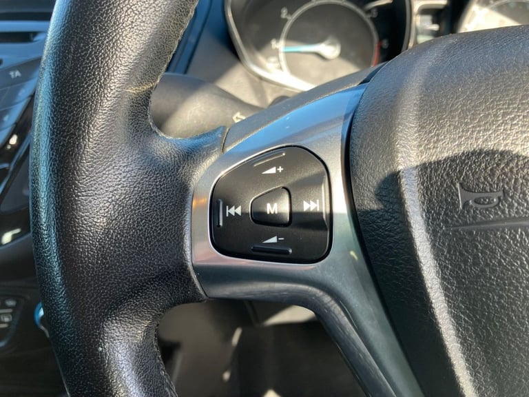 2012 Ford B-MAX 1.6 Zetec MPV 5dr Petrol Powershift Euro 5 (105 ps) MPV Petrol Automatic