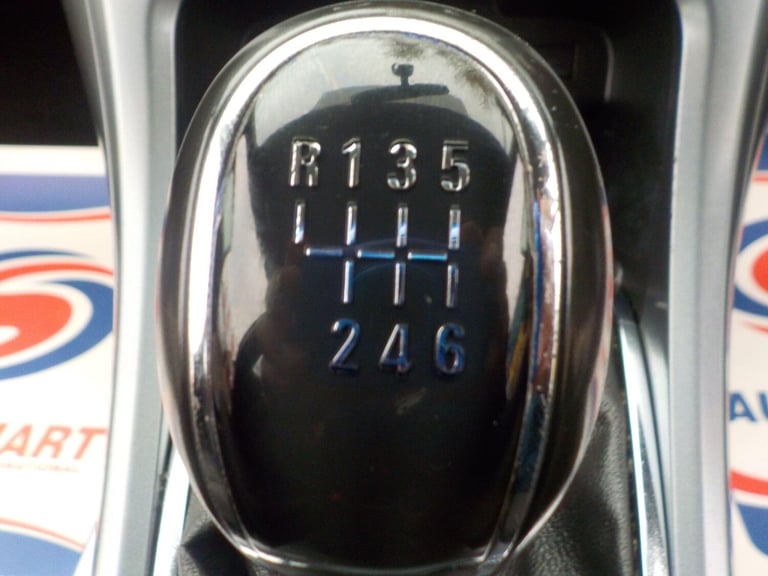 2015 Vauxhall Astra 1.6 CDTi ecoFLEX 94g Design Euro 6 (s/s) 5dr HATCHBACK Diesel Manual