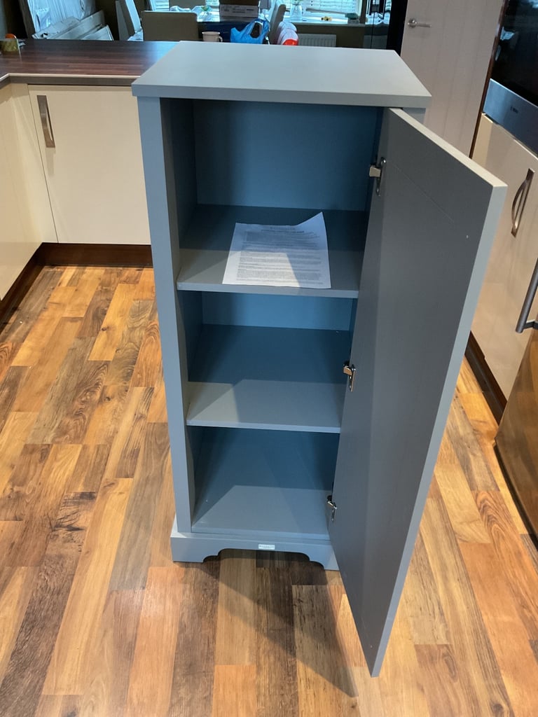 Bayswater Farrow and Ball plummet Grey bathroom tallboy RRP £900+ 