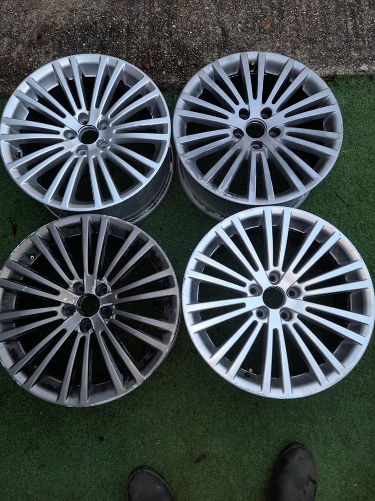 Set of 18 Inch Alloy Wheels in West London Area
