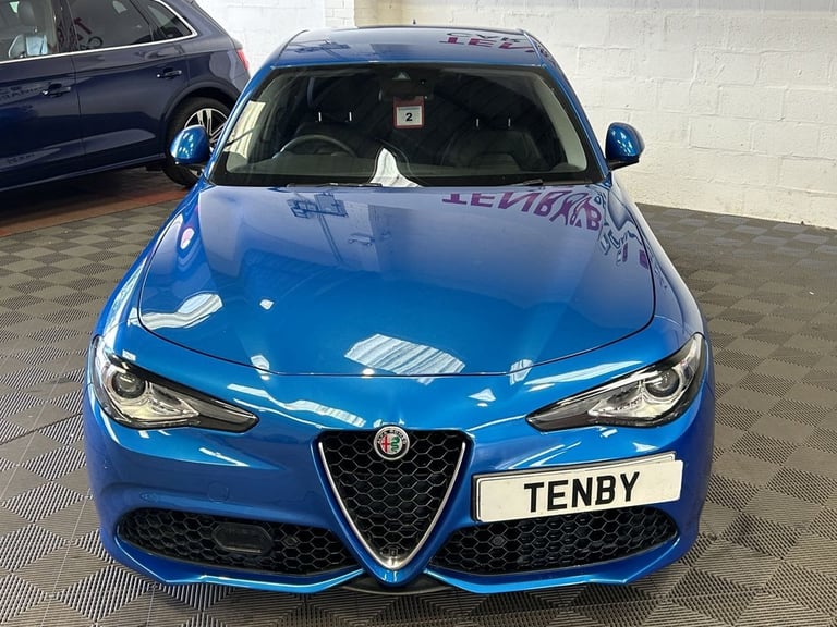 2018 Alfa Romeo Giulia 2.0T Veloce Saloon 4dr Petrol Auto Euro 6 (s/s) (280 ps) Saloon Petrol Aut...