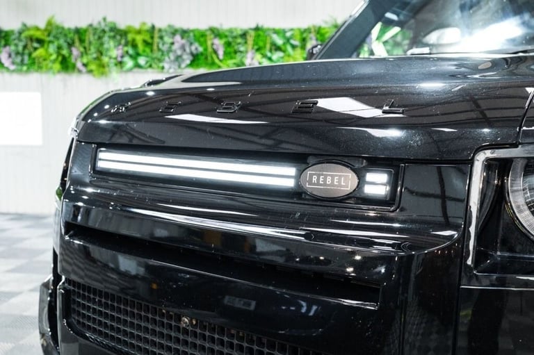 2023 Land Rover Defender 3.0 D300 MHEV X-Dynamic HSE SUV 5dr Diesel Auto 4WD Euro 6 (s/s) (300 ps...