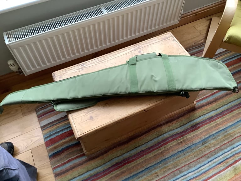 Brattonsound gun cabinet and gun slip