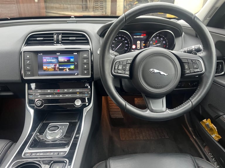 2015 Jaguar XE 2.0 GTDi Prestige Auto Euro 6 (s/s) 4dr SALOON Petrol Automatic