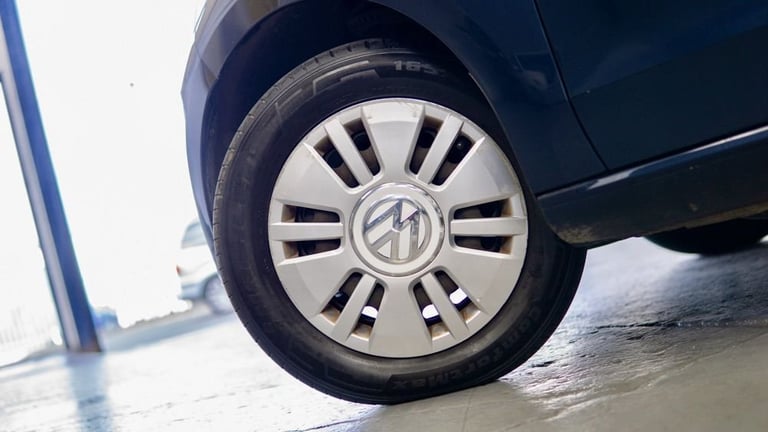2014 Volkswagen up! 1.0 Move Up 5dr HATCHBACK PETROL Manual