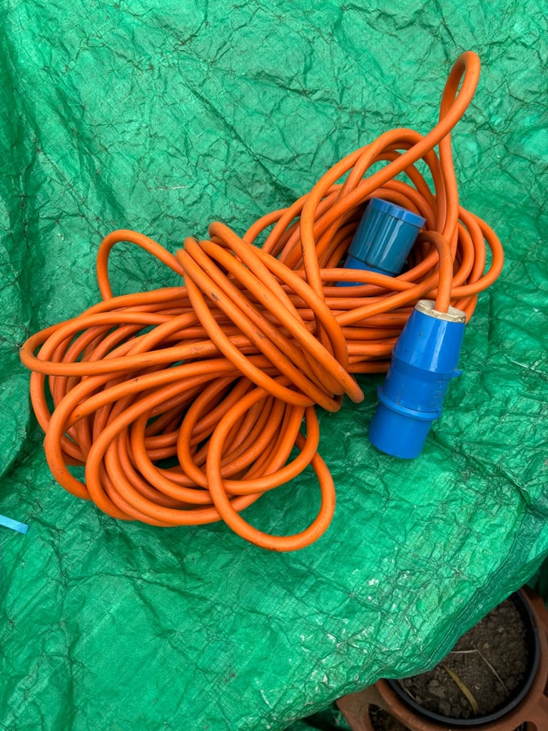 image for Hook up cable